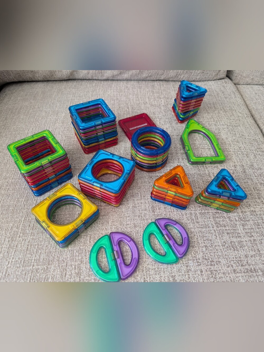 Assorted Magformers magnetic tiles
